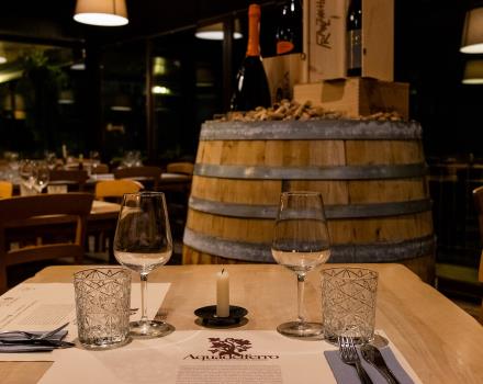 Prova le specialità e la ricca carta dei vini dell''enoteca ristorante Aquadelferro, il ristorante di Hotel Santa Caterina!
